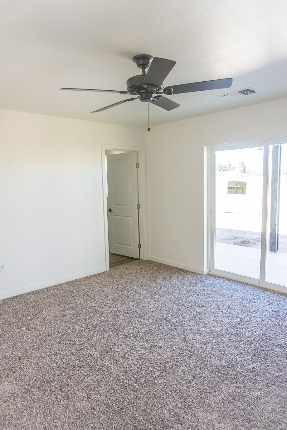 916 South Yorktown Street Ridgecrest, CA 93555 - Photo 17 of 26 Gallery Image 17