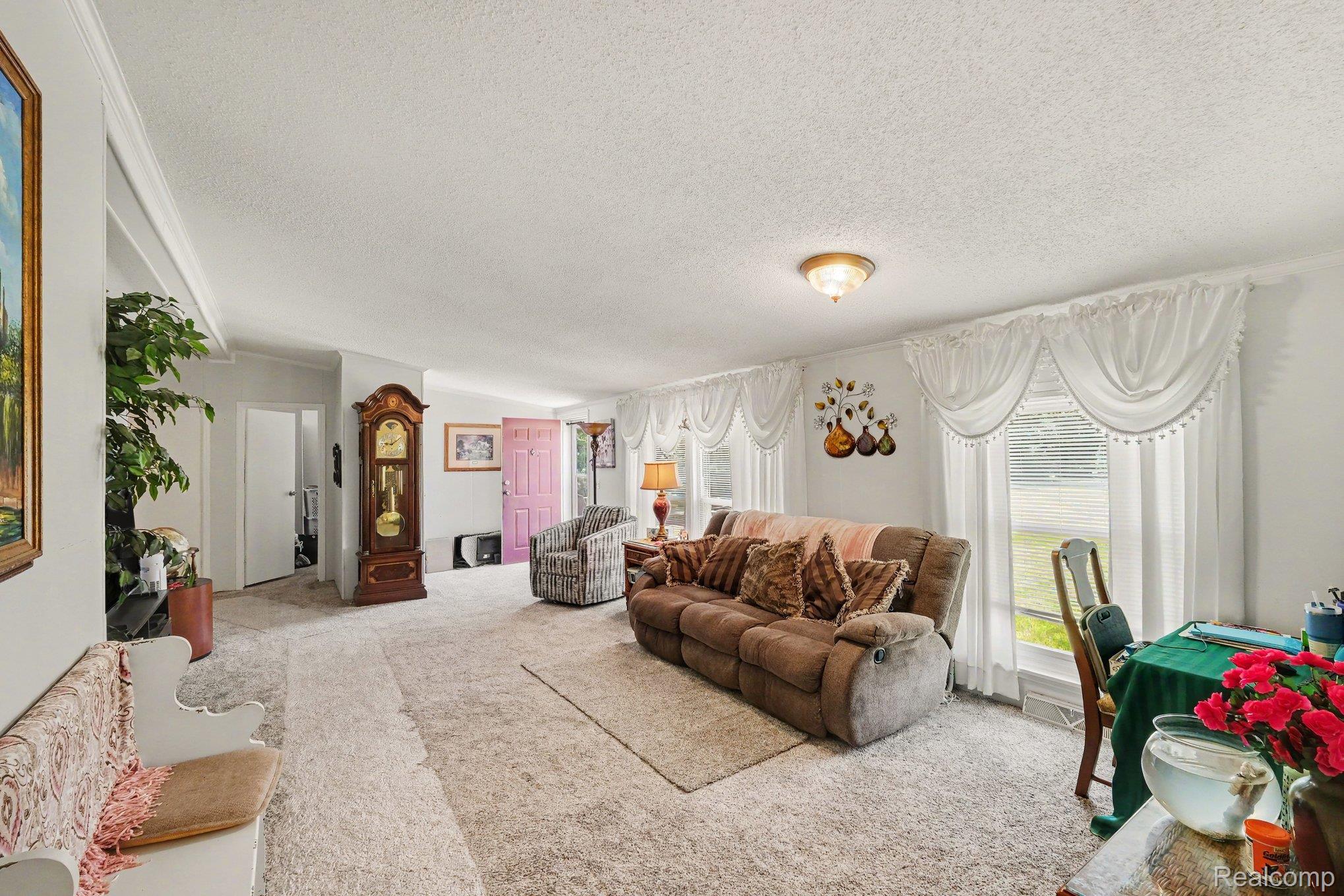 4242 Skelton Road Columbiaville, MI 48421 - Photo 4 of 21 007_file_5893.jpg