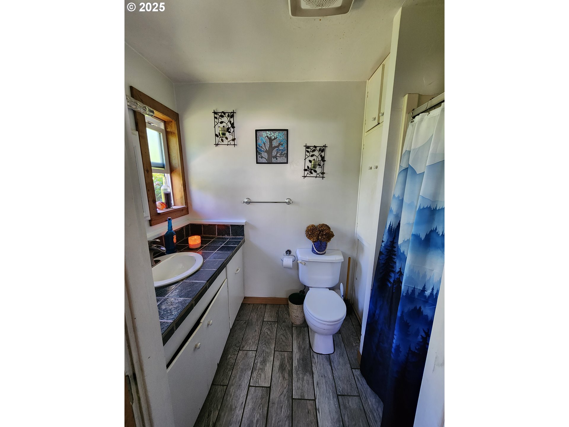 1816 Cedar Avenue Reedsport, OR 97467 - Photo 14 of 40 Gallery Image 14
