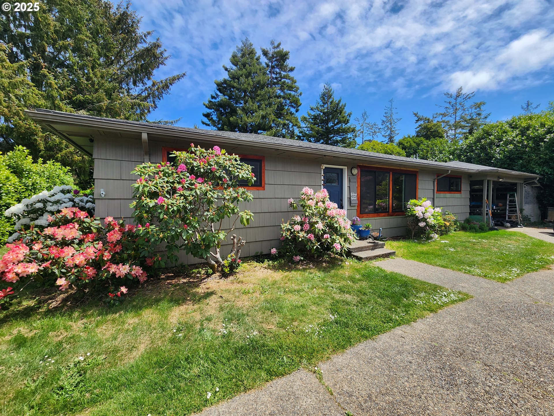 1816 Cedar Avenue Reedsport, OR 97467 - Photo 3 of 40 Gallery Image 3