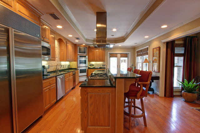 9075 Mosley Road Fairhope, AL 36532 - Photo 12 of 46 kitchen