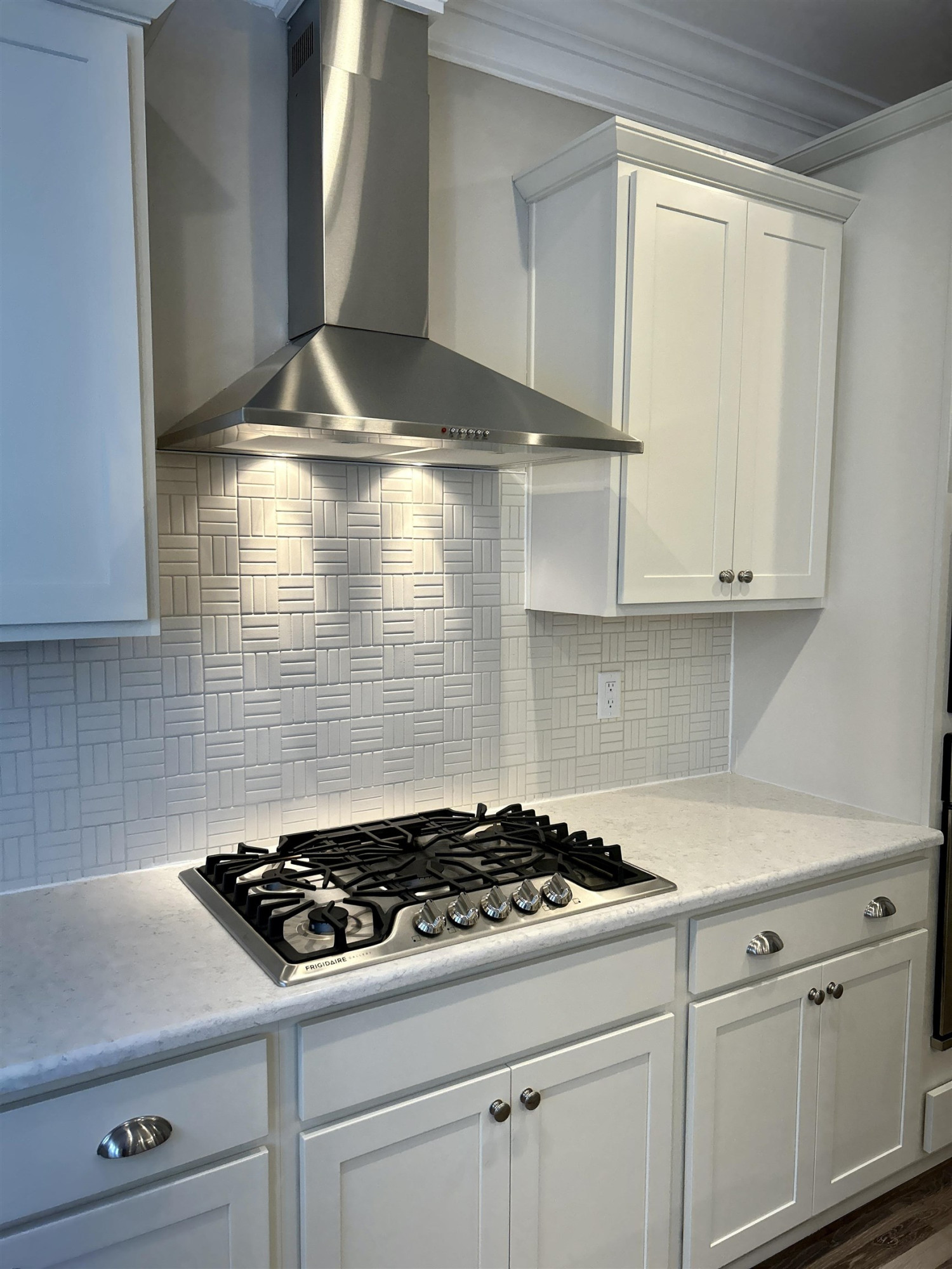 204 Kavanaugh Road Wake Forest, NC 27587 - Photo 33 of 53 a stove top oven sitting inside of a kitchen