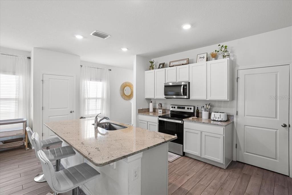 5126 Southwest 47th Lane Gainesville, FL 32608 - Photo 18 of 36