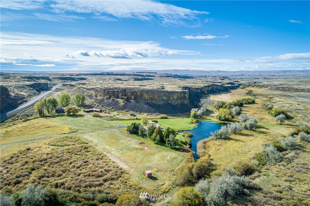 700 Coulee Meadows Road Waterville, WA 98858 - Photo 16 of 25 a view of an ocean view