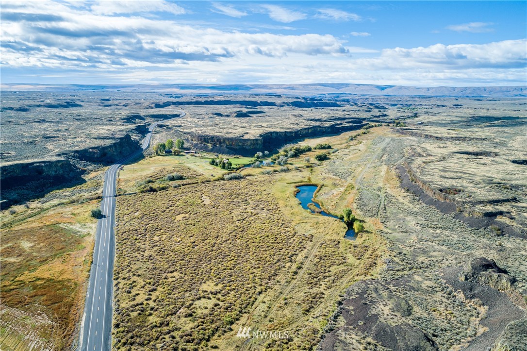 700 Coulee Meadows Road Waterville, WA 98858 - Photo 22 of 25 a view of an ocean beach