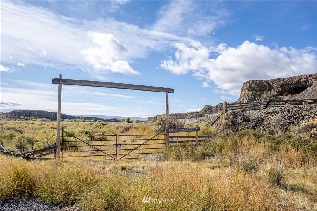 700 Coulee Meadows Road Waterville, WA 98858 - Photo 25 of 25 a view of an ocean