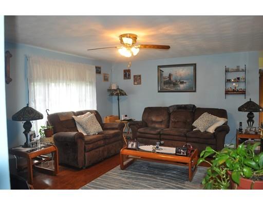 34 McDevitt Road Randolph, MA 02368 - Photo 5 of 16 Gallery Image 5