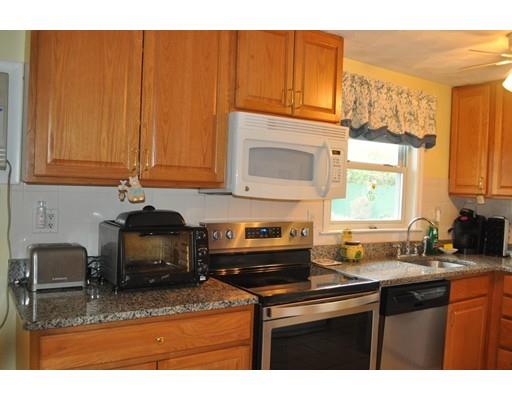 34 McDevitt Road Randolph, MA 02368 - Photo 7 of 16 Gallery Image 7