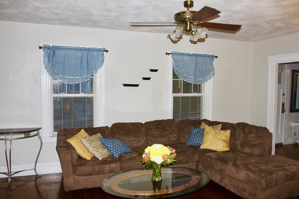 46 Manning Road Lynn, MA 01902 - Photo 8 of 23 Gallery Image 8