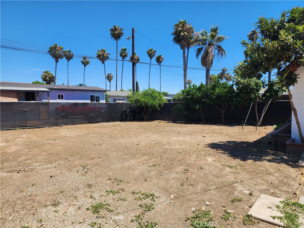 700 East Compton Boulevard Compton, CA 90220 - Photo 20 of 21 a view of swimming pool with a yard