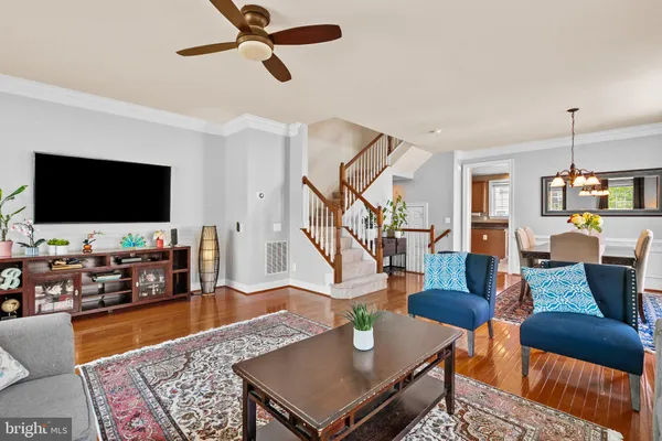 $685,000 | 25491 Amber Gate Terrace, Chantilly, VA 20152