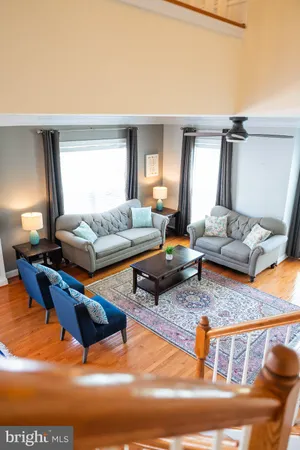 $685,000 | 25491 Amber Gate Terrace, Chantilly, VA 20152