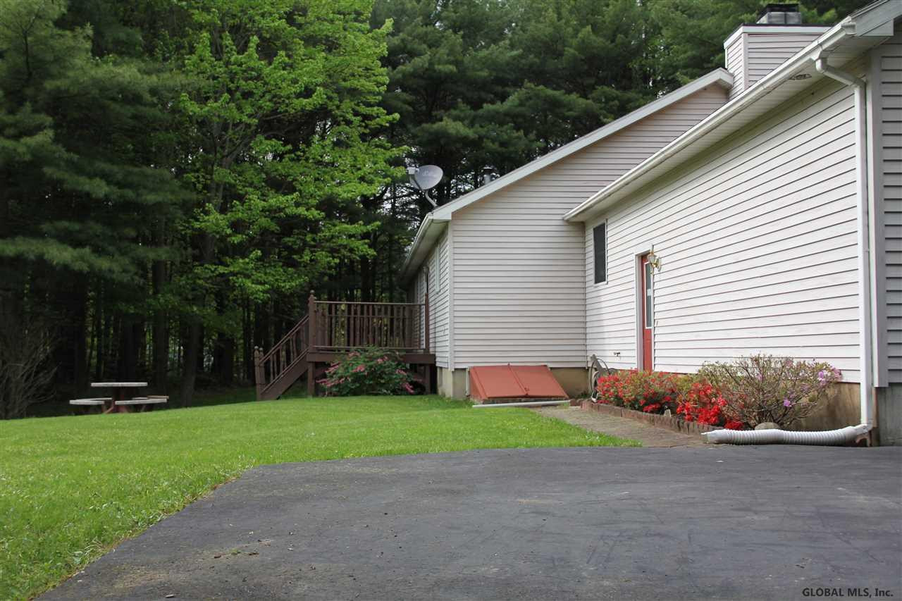 442 Gordon Road Sloansville, NY 12160 - Photo 8 of 31 Photo 8