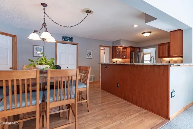 $575,000 | 42 Capitol Place, East Greenbush, NY 12144