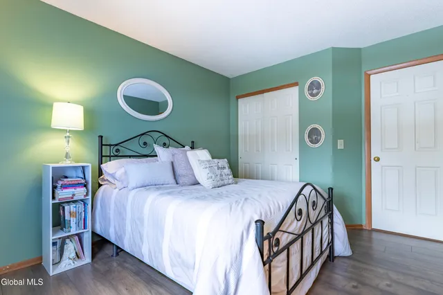 $575,000 | 42 Capitol Place, East Greenbush, NY 12144