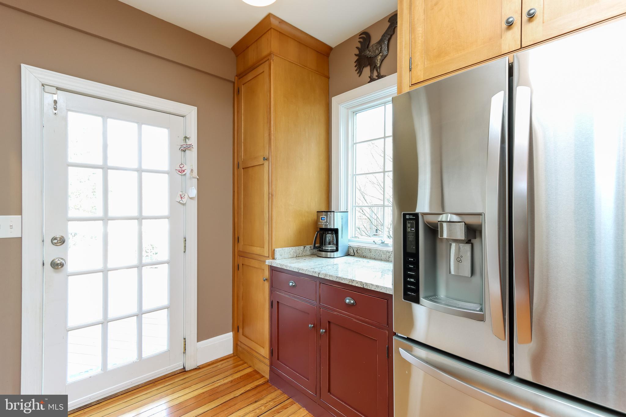 2404 Brambleton Road Baltimore, MD 21209 - Photo 20 of 44