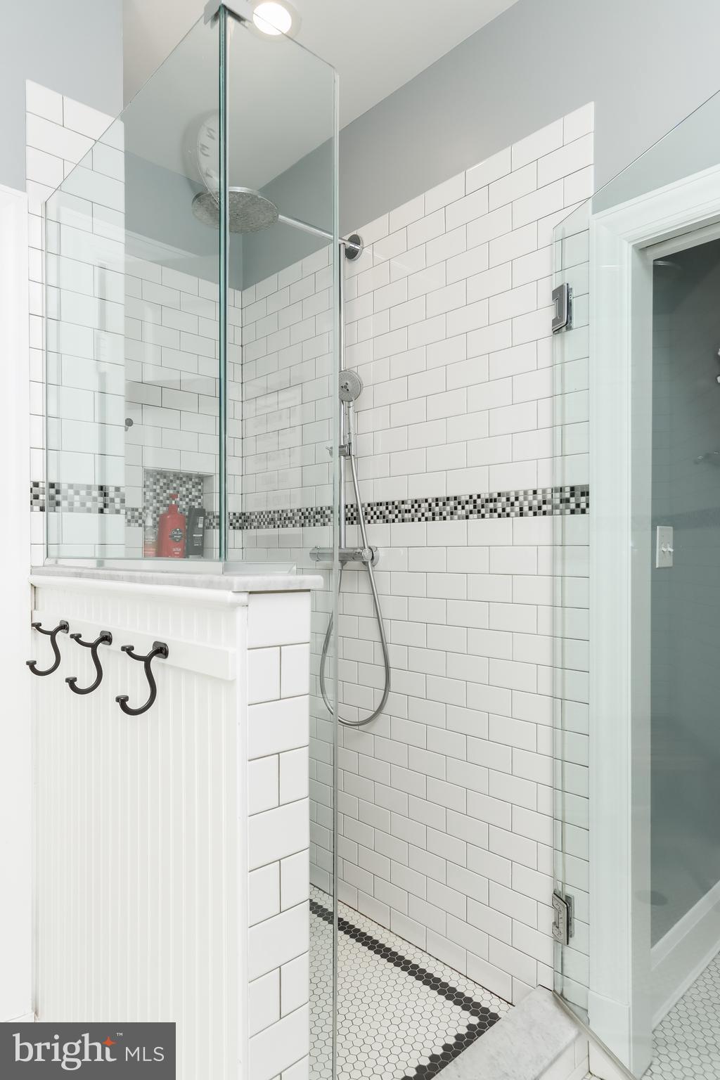2404 Brambleton Road Baltimore, MD 21209 - Photo 27 of 44