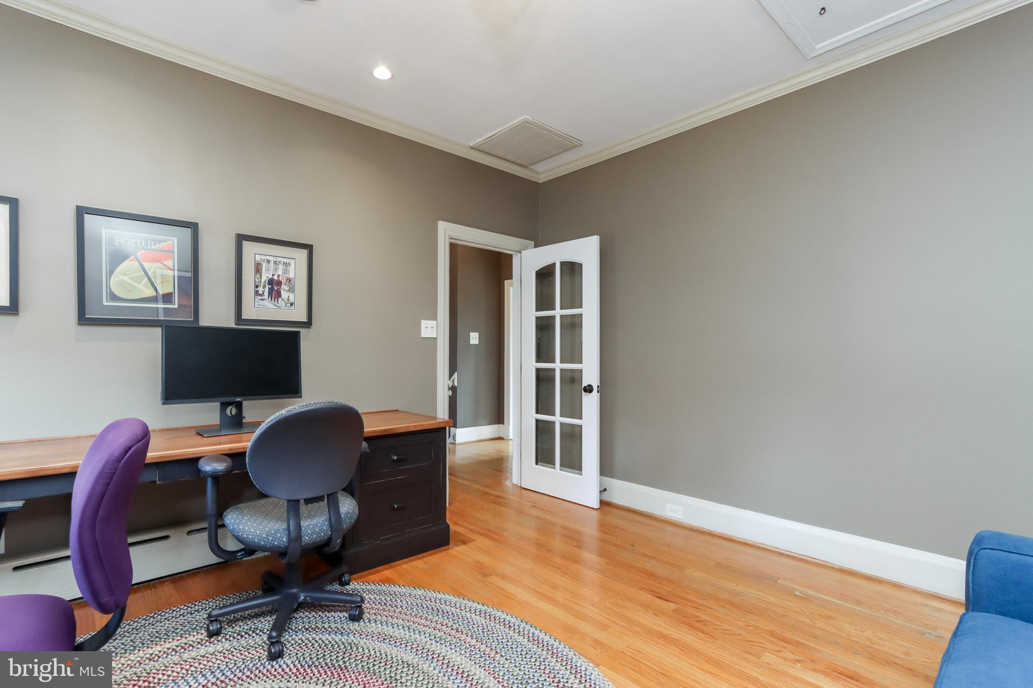 2404 Brambleton Road Baltimore, MD 21209 - Photo 31 of 44