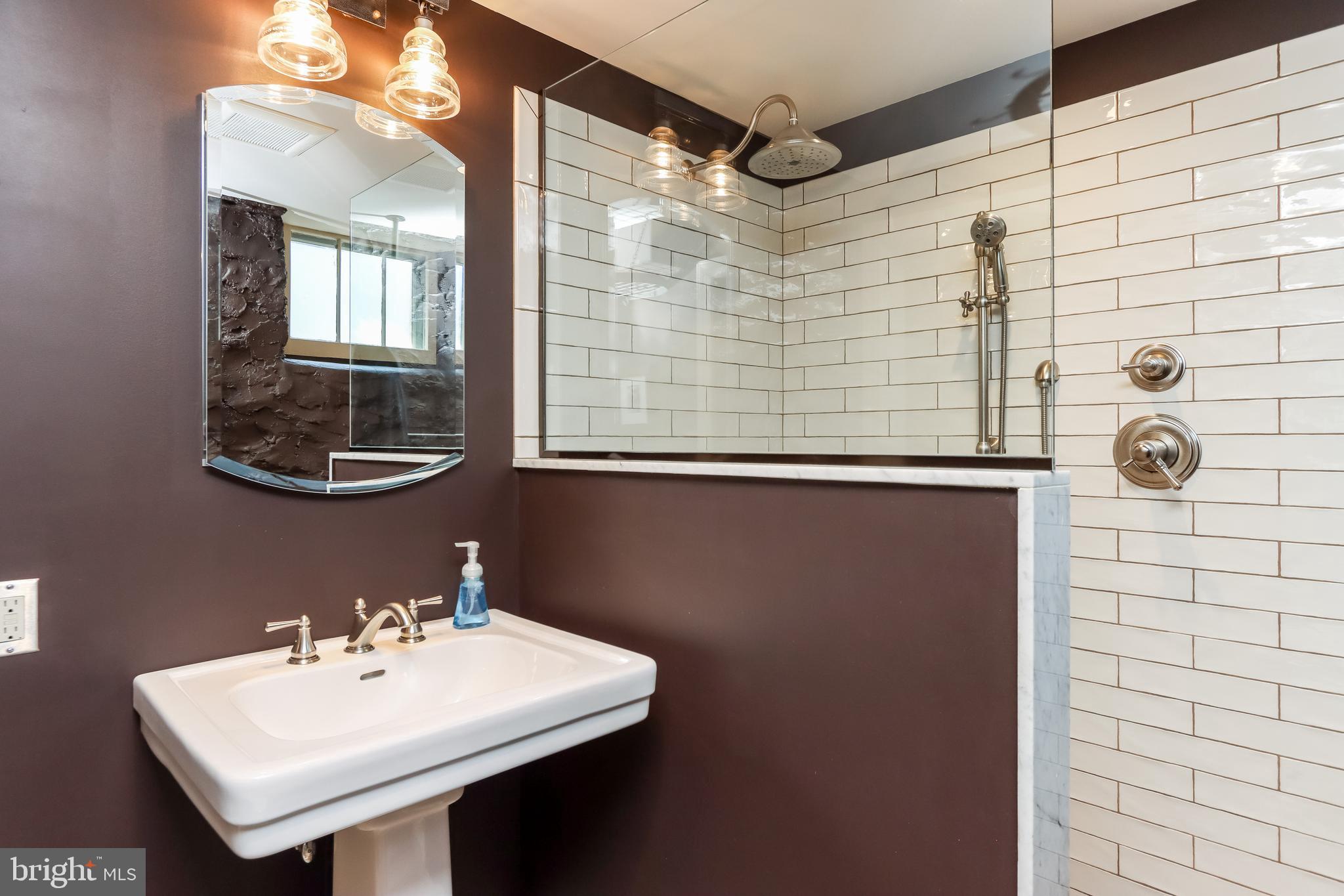 2404 Brambleton Road Baltimore, MD 21209 - Photo 43 of 44