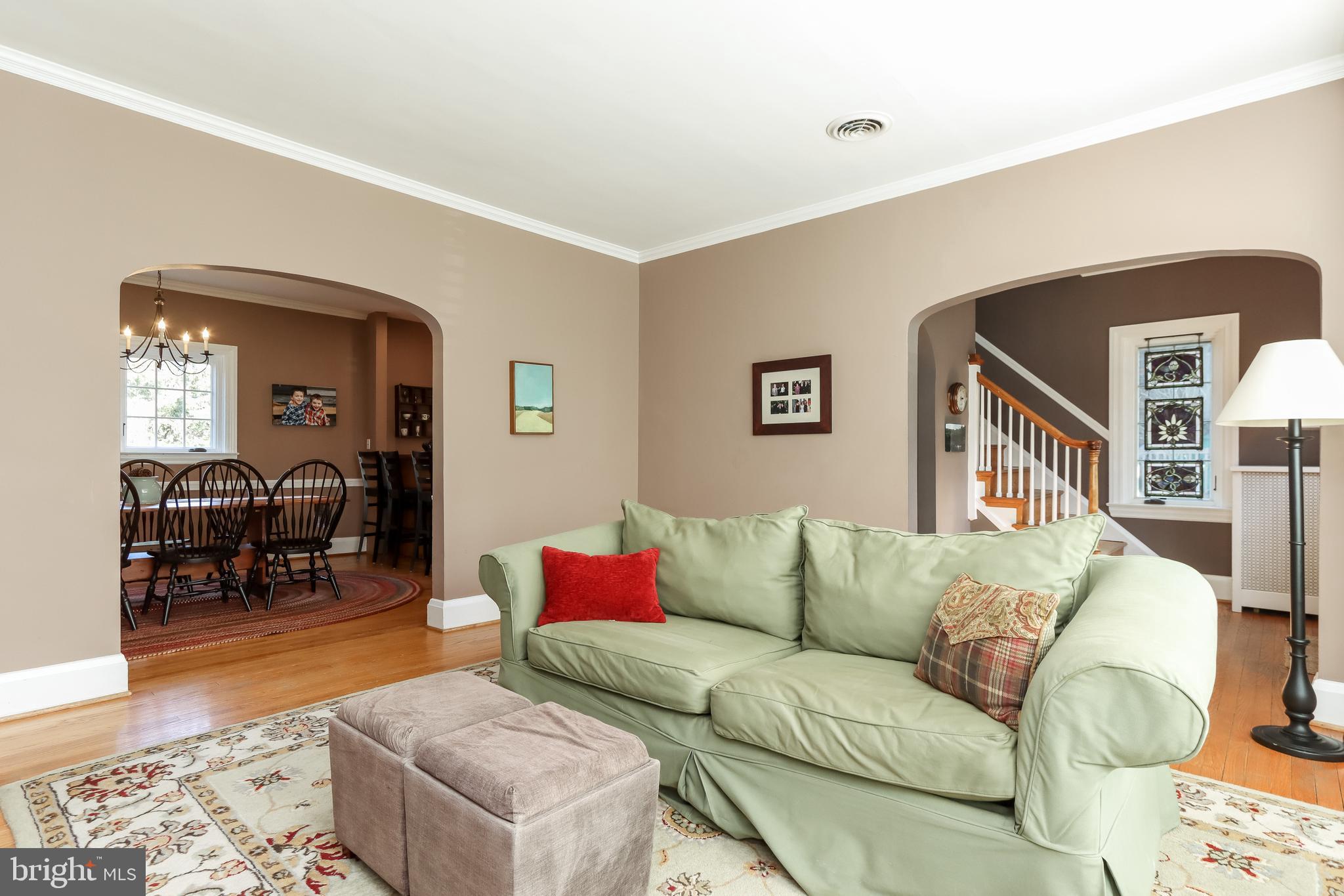2404 Brambleton Road Baltimore, MD 21209 - Photo 10 of 44