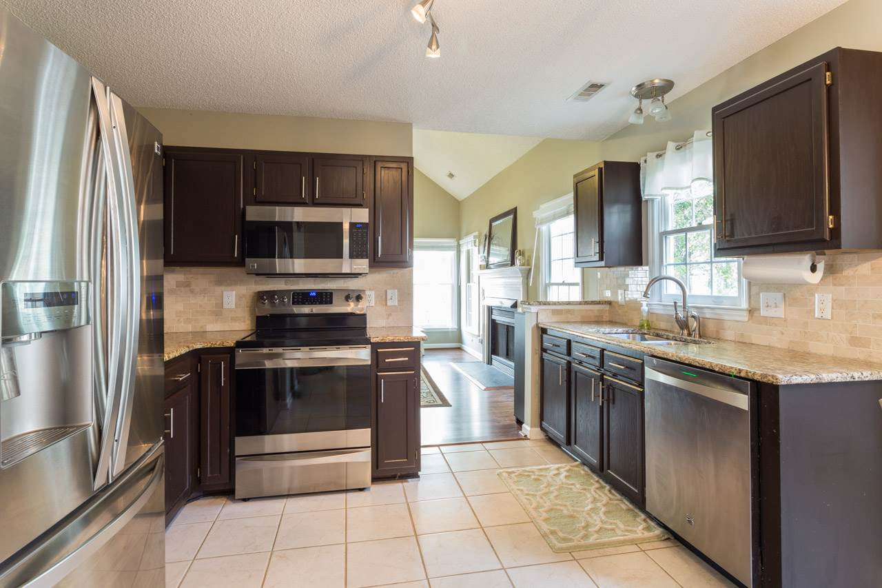11229 North Radner Way Raleigh, NC 27613 - Photo 8 of 19 Photo 8