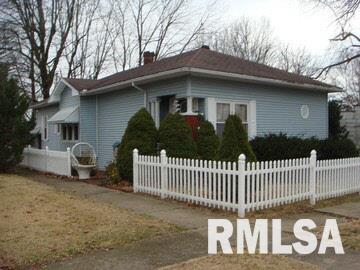 602 Maple Street Zeigler, IL 62999 - Photo 1 of 6 Gallery Image 1