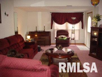 602 Maple Street Zeigler, IL 62999 - Photo 2 of 6 Gallery Image 2