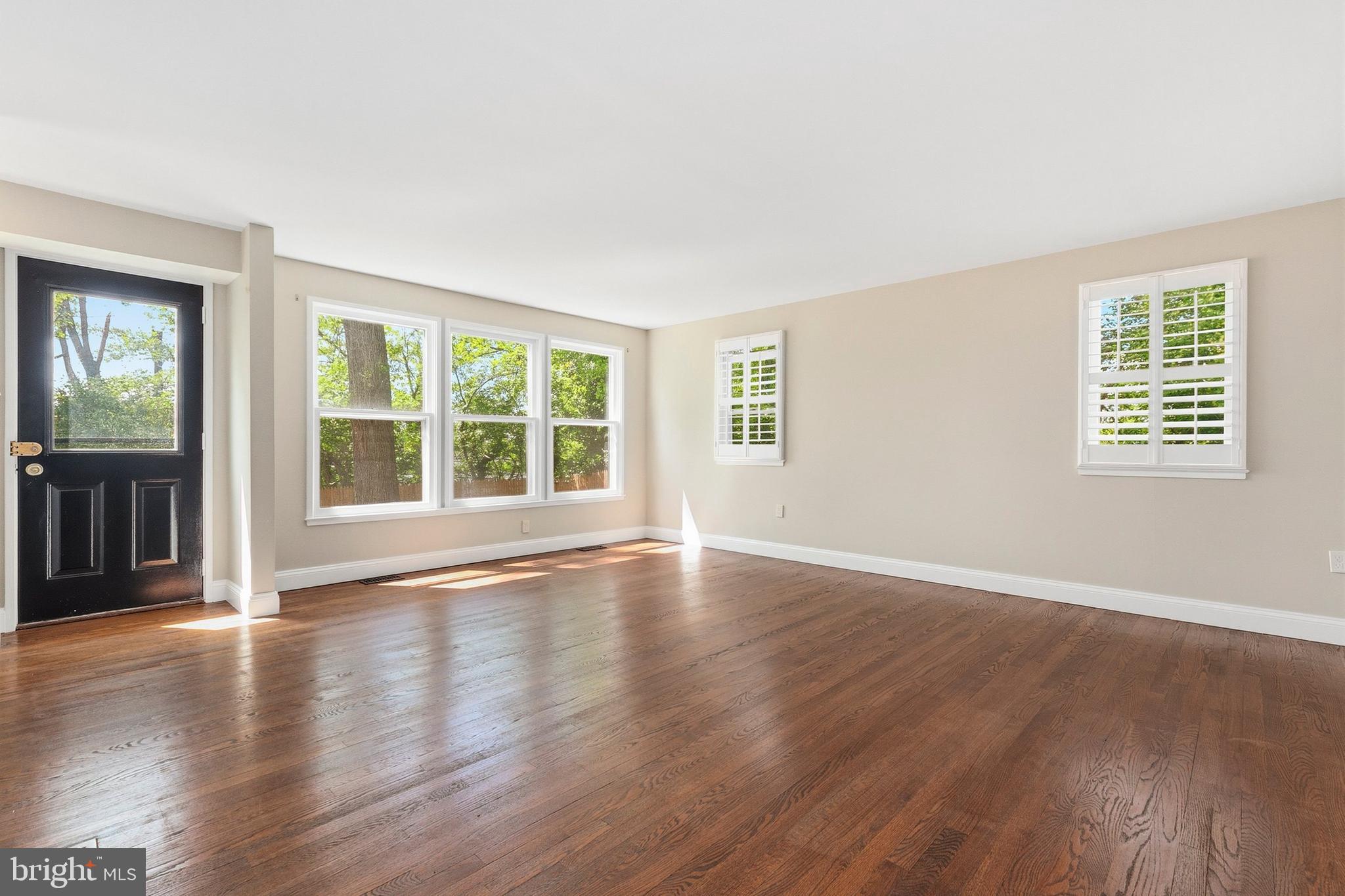 9406 Hale Place Silver Spring, MD 20910 - Photo 6 of 43