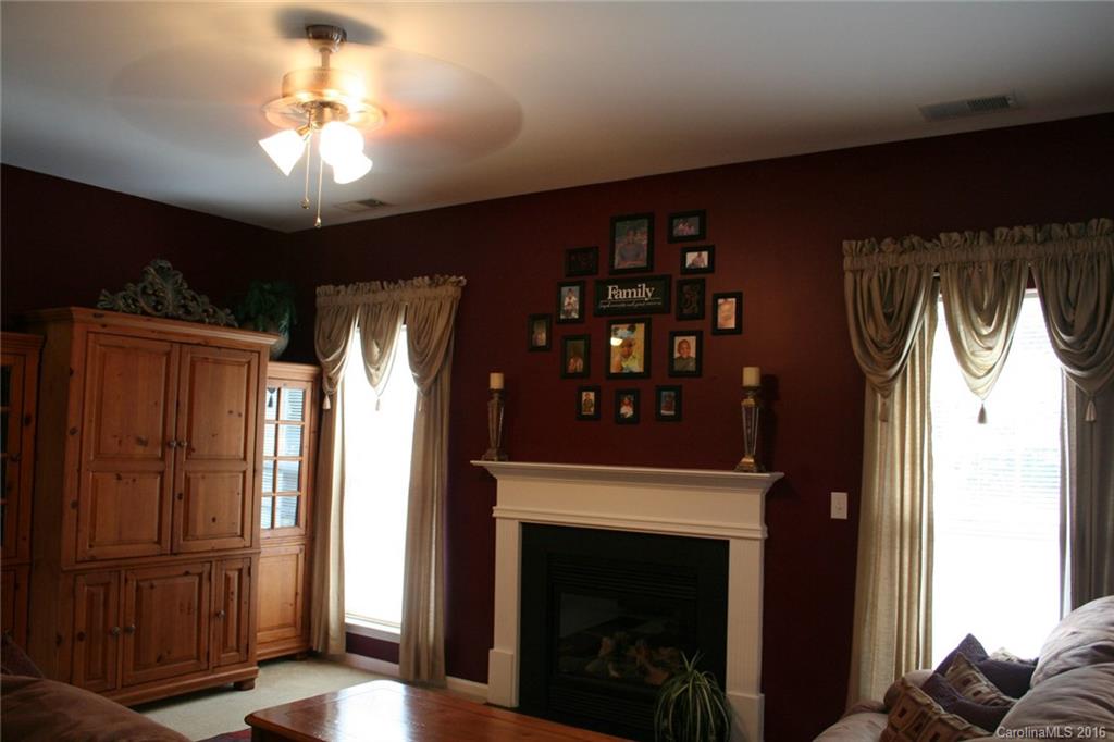 1011 Reigate Road, Unit 90 Charlotte, NC 28262 - Photo 9 of 24 Gallery Image 9