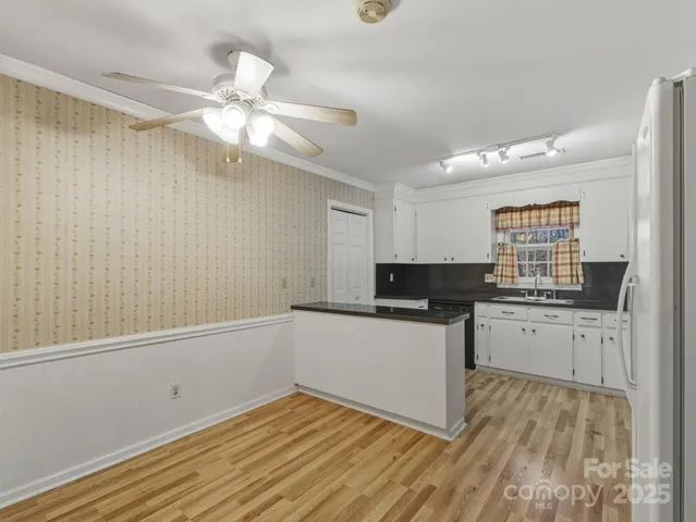 $520,000 | 3200 Allenwood Road, Charlotte, NC 28270