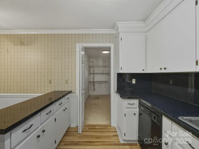 $520,000 | 3200 Allenwood Road, Charlotte, NC 28270