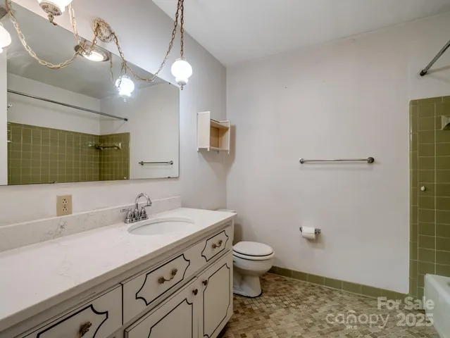 $520,000 | 3200 Allenwood Road, Charlotte, NC 28270