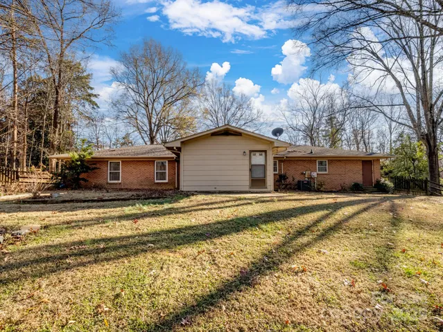 $520,000 | 3200 Allenwood Road, Charlotte, NC 28270