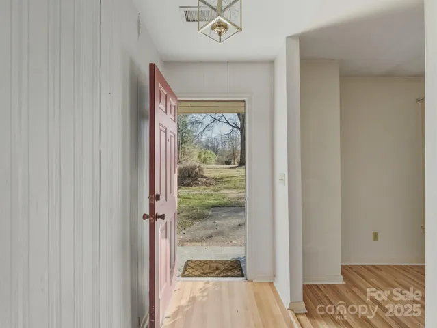 $520,000 | 3200 Allenwood Road, Charlotte, NC 28270