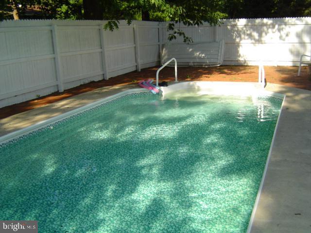 434 Revere Road Lancaster, PA 17601 - Photo 3 of 17 Gallery Image 3