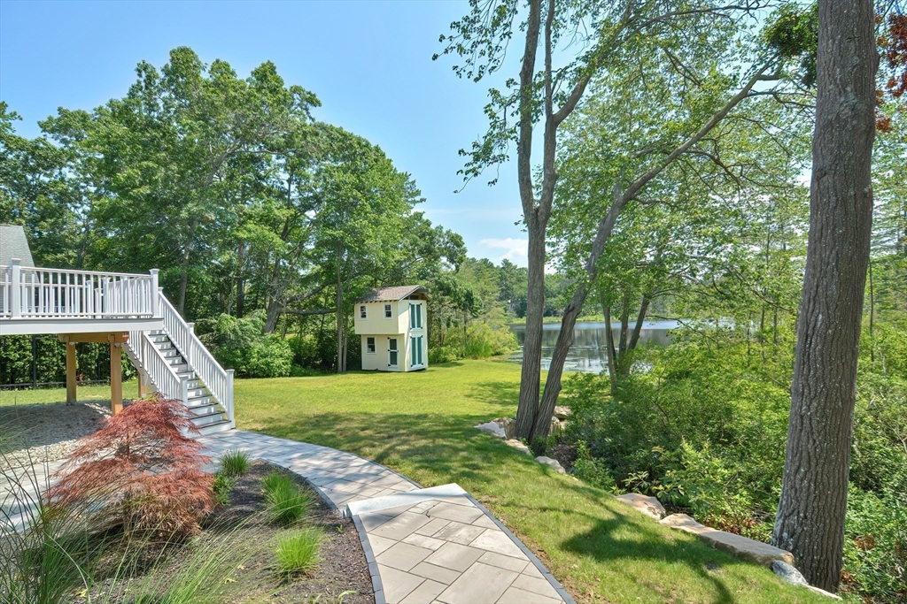 36 Birch Island Road Webster, MA 01570 - Photo 27 of 32