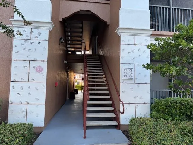 a view of a entryway of the house