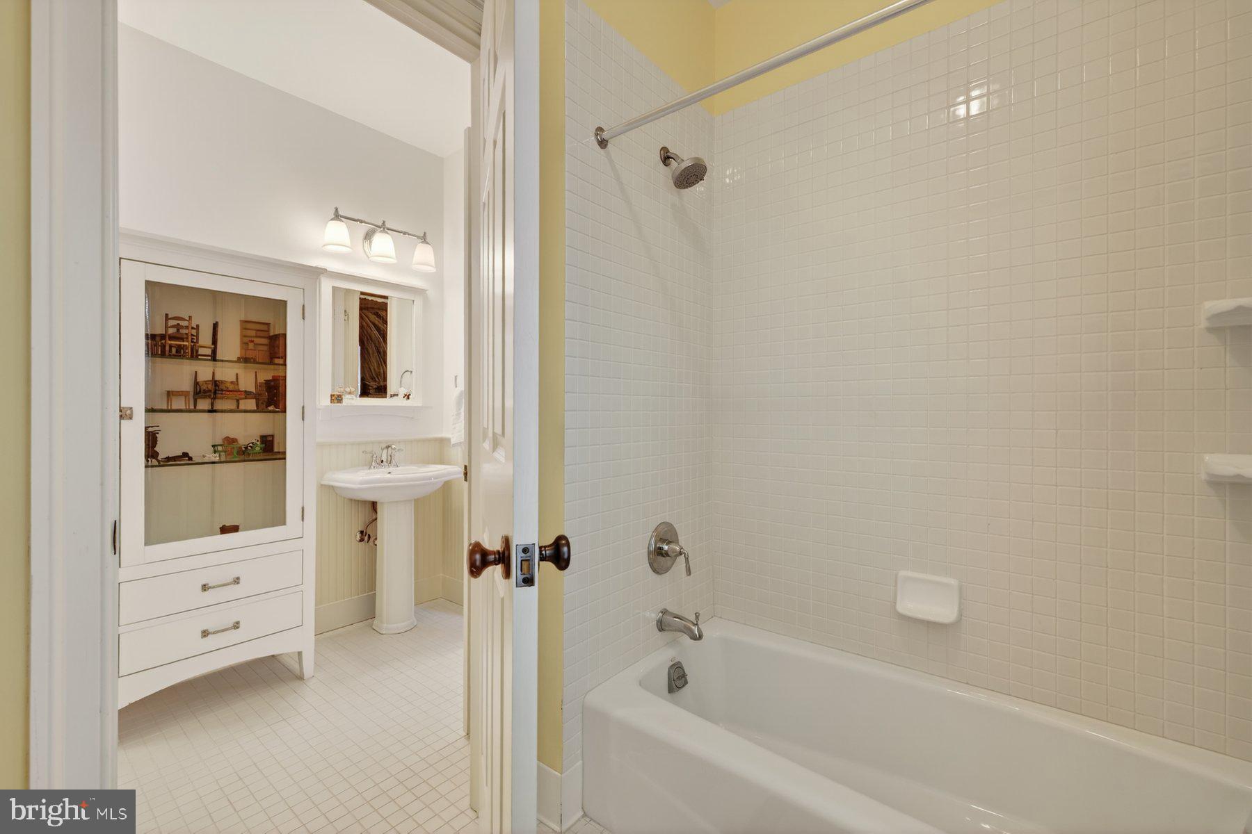 6115 Madawaska Road Bethesda, MD 20816 - Photo 47 of 78 'Jack & Jill' full bath (reverse view)