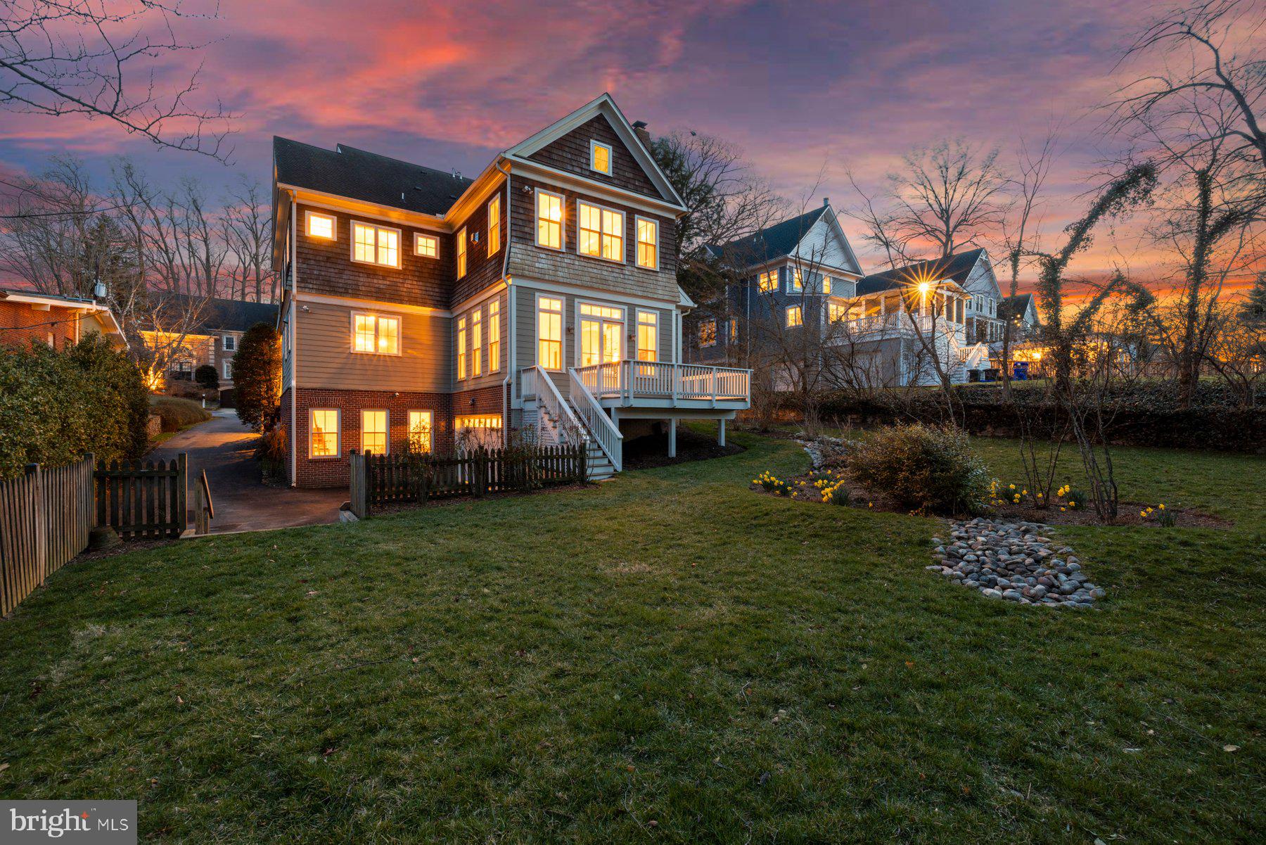 6115 Madawaska Road Bethesda, MD 20816 - Photo 73 of 78 Exterior rear