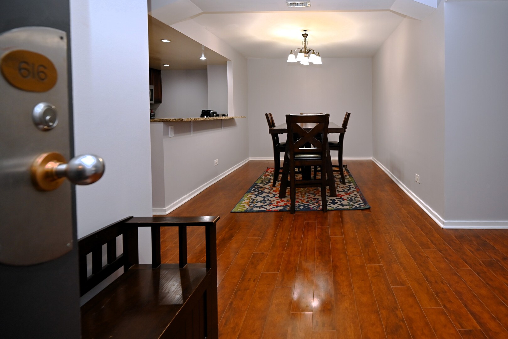 40 East 9th Street, Unit 616 Chicago, IL 60605 - Photo 5 of 30