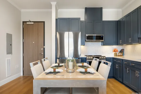 $269,000 | 10899 South Hausman Road, Unit 407, San Antonio, TX 78249