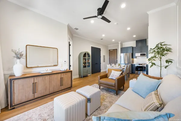 $269,000 | 10899 South Hausman Road, Unit 407, San Antonio, TX 78249