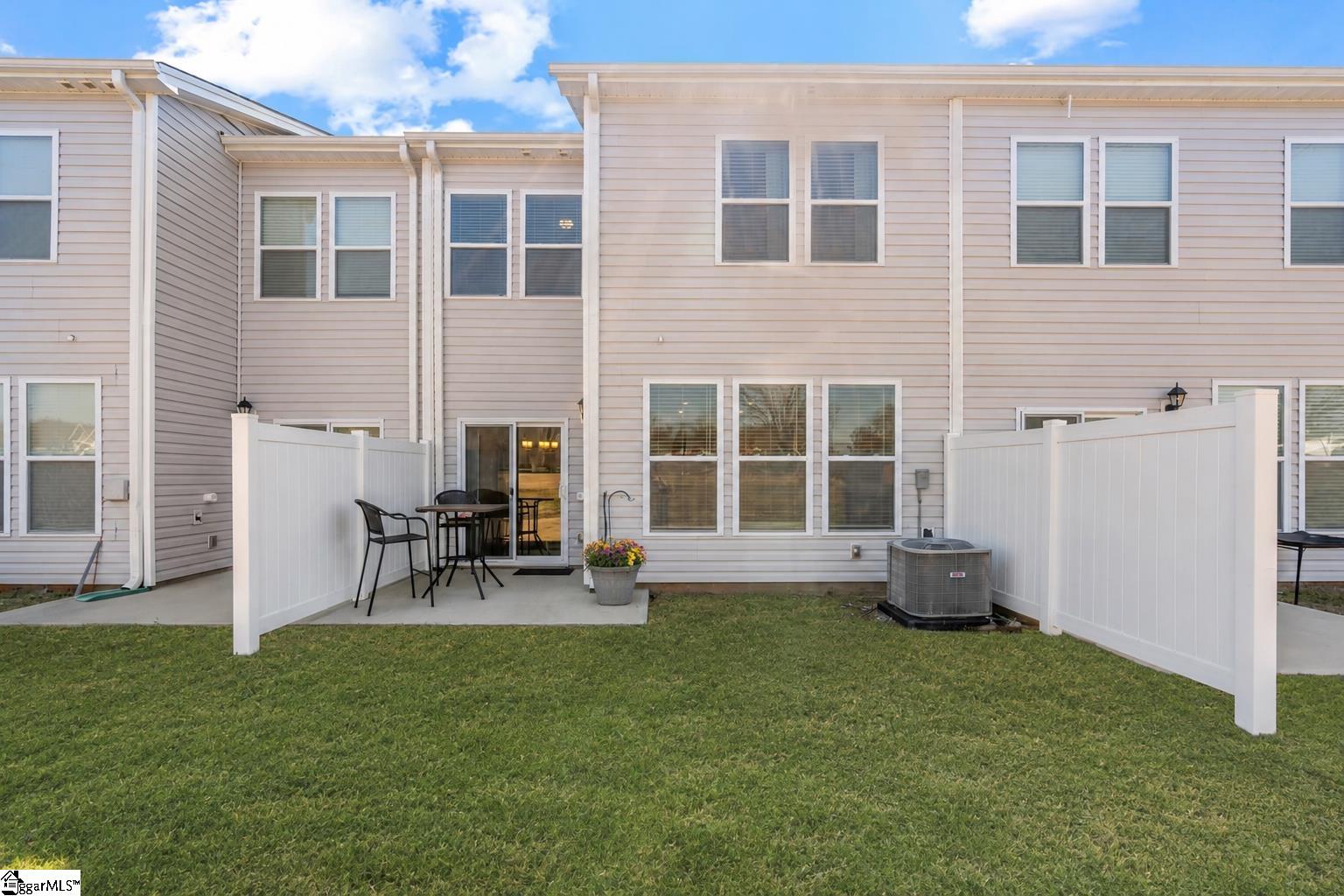 433 Yellow Fox Road Greer, SC 29650 - Photo 23 of 26 Gallery Image 23