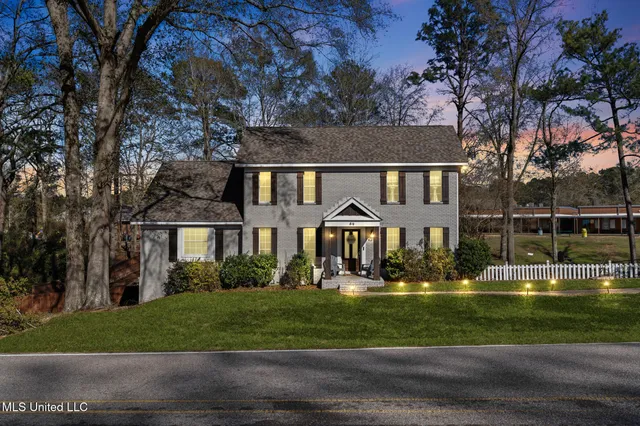 $279,900 | 50 Leaf Lane, Hattiesburg, MS 39402