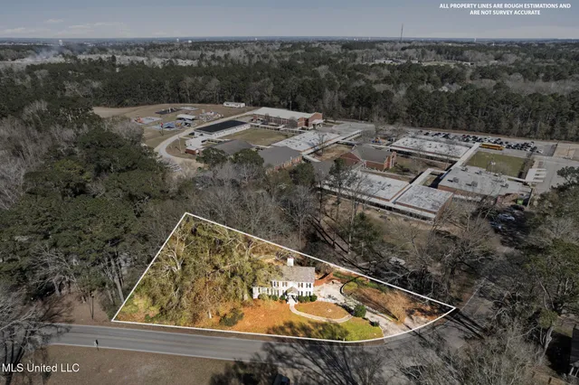 $279,900 | 50 Leaf Lane, Hattiesburg, MS 39402