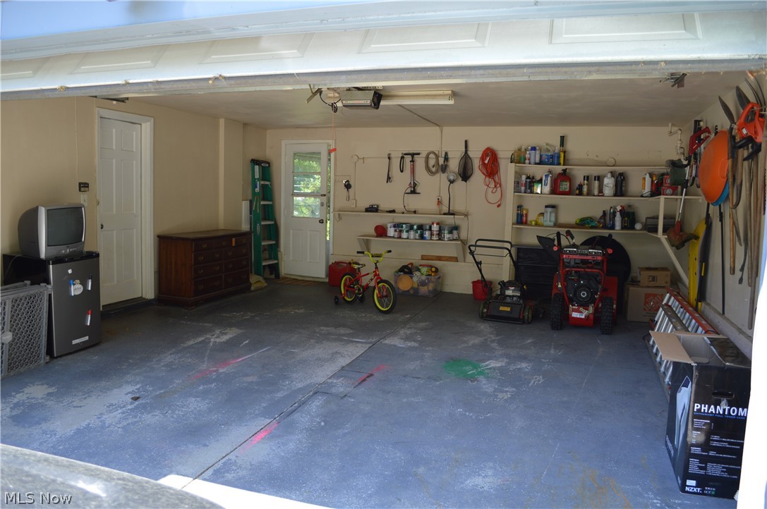 4921 Fairlawn Road Cleveland, OH 44124 - Photo 4 of 17 Gallery Image 4