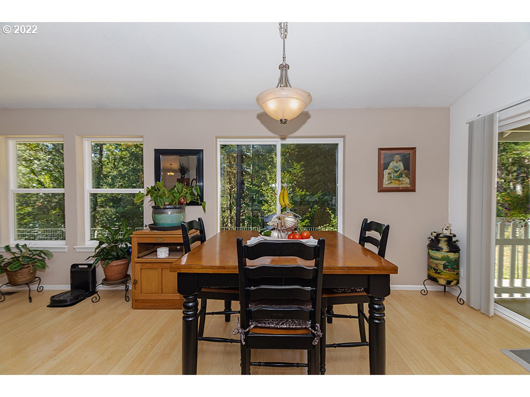 1613 Hogan Road Oakland, OR 97462 - Photo 20 of 32