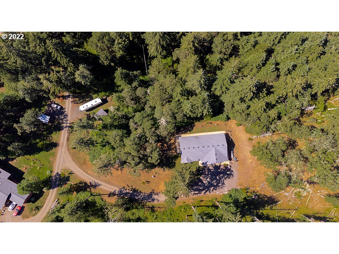 1613 Hogan Road Oakland, OR 97462 - Photo 32 of 32