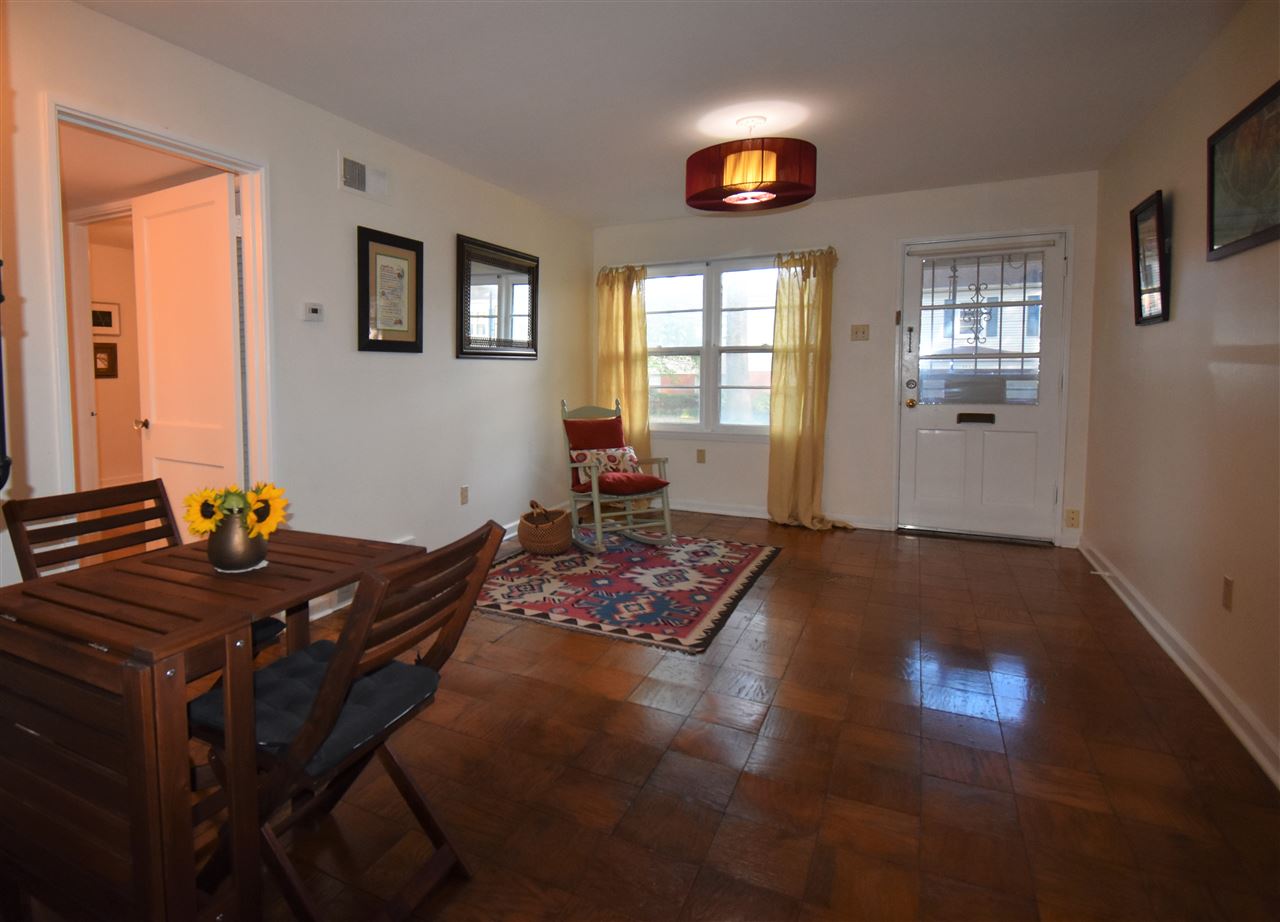 2991 Walnut Grove Road, Unit 1 Memphis, TN 38111 - Photo 4 of 14 Gallery Image 4