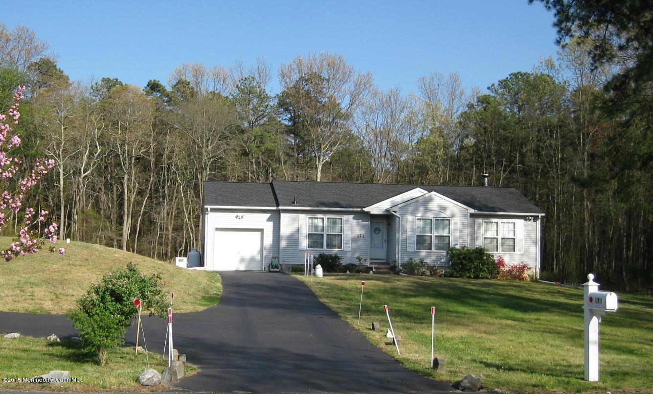 171 Siloam Road Freehold, NJ 07728 - Photo 5 of 27 IMG_1106 - Copy